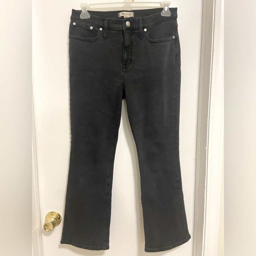 EUC Madewell mid-rise kick out crop flare jeans, black, size 29